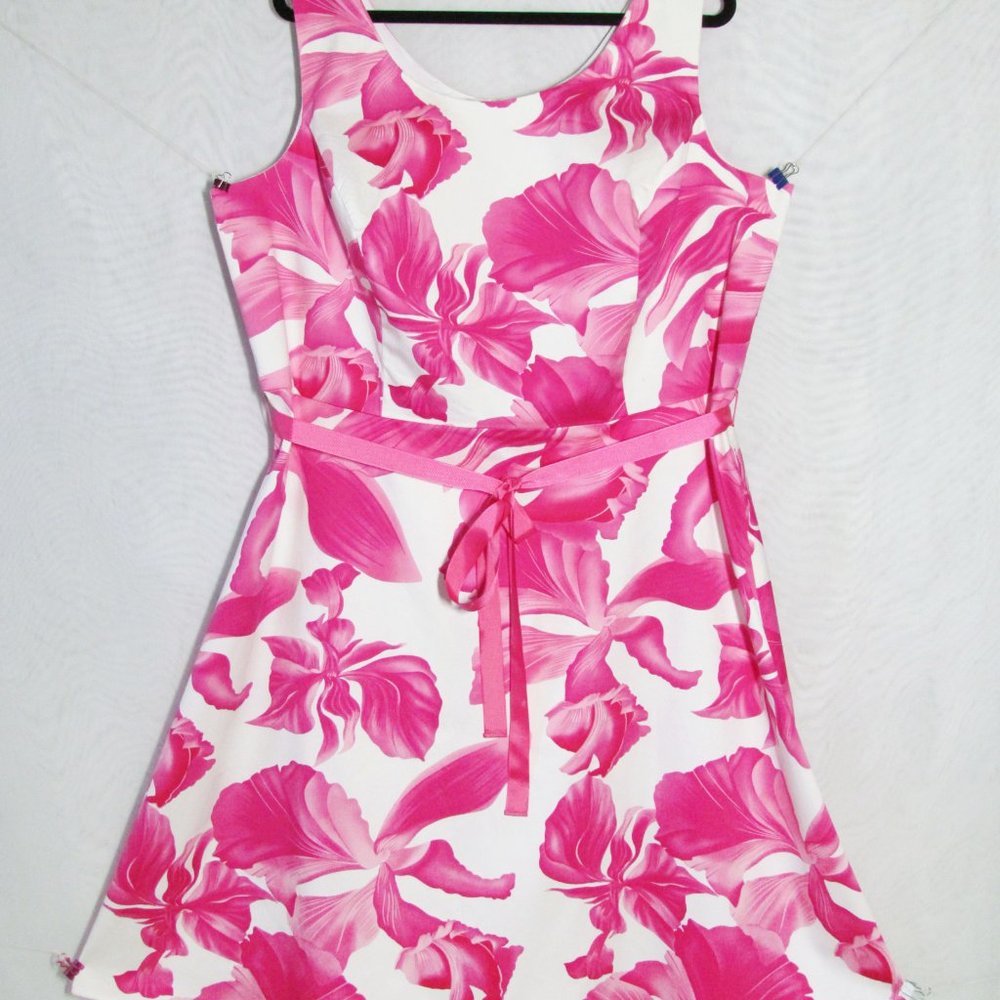 DRESSBARN 22W Floral Belted Fit & Flare